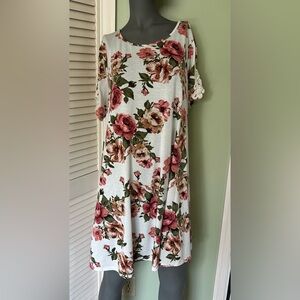 Ladies Plus 2X VIBE Sportswear Dress Floral Knit Crochet Shoulder